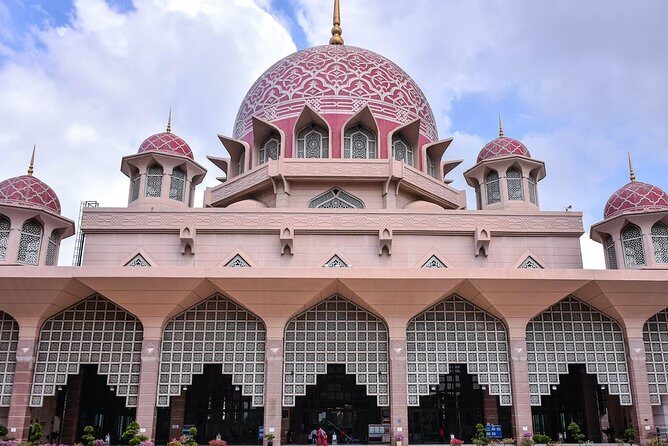 Putrajaya City Architectural Tour with Views (Bridges & Buildings) - Who Will Love This Tour?
