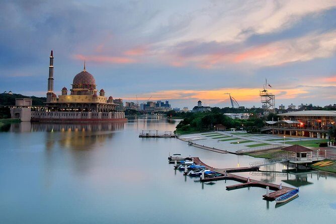Putrajaya City Tour from Kuala Lumpur with Sight Seeing Cruise - Who Should Consider This Tour?