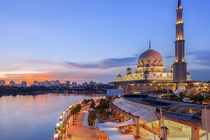 Putrajaya Tour - What to Expect from the Putrajaya Tour