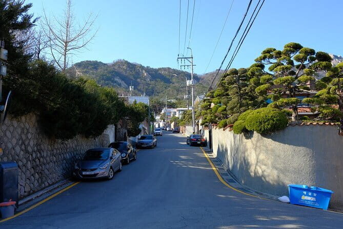 Pyeongchang-dong Art Walking Tour - Pyeongchang-dong Art Walking Tour Review