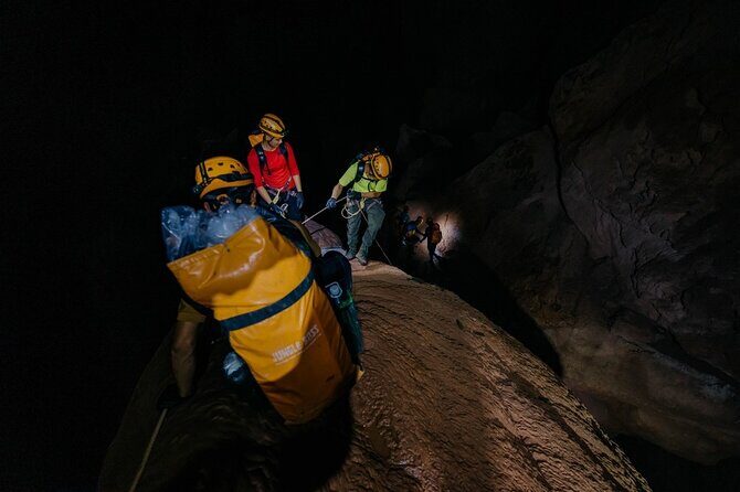 Pygmy Cave | The magnificent cave in Phong Nha | 2 days 1 night - Key Points