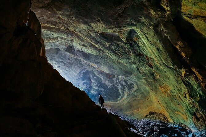 Pygmy Cave | The magnificent cave in Phong Nha | 2 days 1 night - FAQs