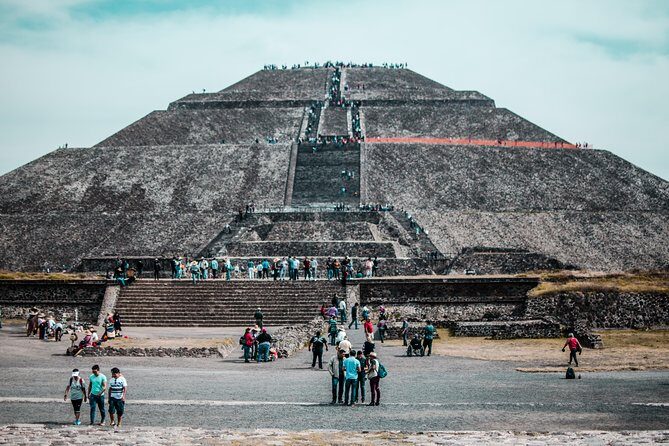Pyramids of Teotihuacan, Guadalupe Shrine & Tlatelolco Tour - The Sum Up