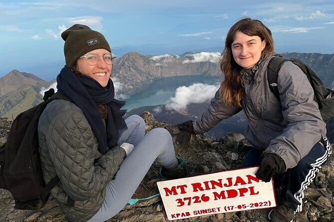 Qonquer Mount Rinjan Summit Full View Point 3726m - FAQ