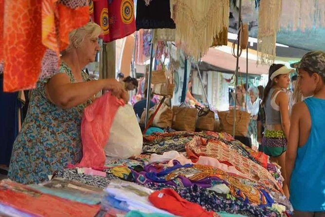 Quarteira Market & Town Bus Trip from Albufeira - Logistics and Practicalities