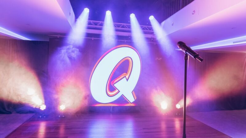 Quatsch Comedy Club Hamburg: Die Live Show - A Deep Dive into the Quatsch Comedy Club Hamburg Experience