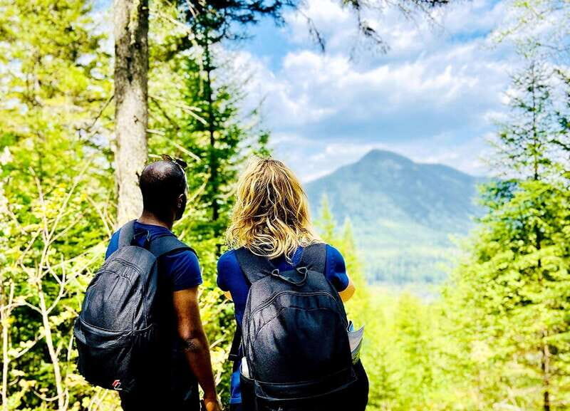 Quebec City: Guided Hike in Jacques-Cartier National Park - Why This Tour Works Well