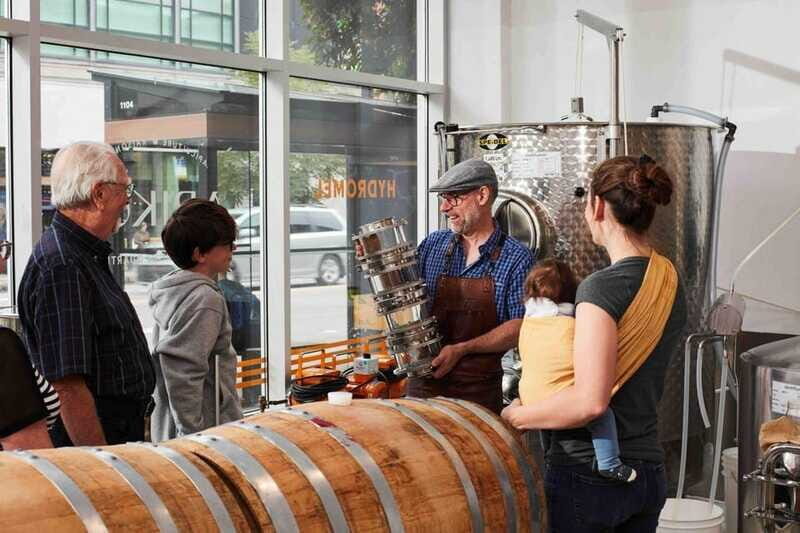 Quebec City: Honey and Distillery Tour with Tasting - Why This Tour Works for Travelers