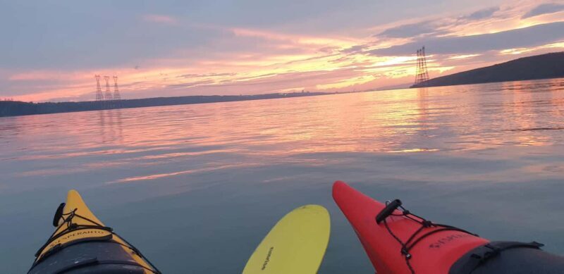 Quebec City Sunset Sea-Kayaking Tour with Mapple Wine - Key Points