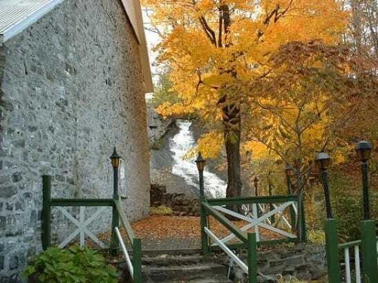 Quebec: City Tour, Montmorency Falls & Île d'Orléans Tour - Authentic Insights from Reviewers