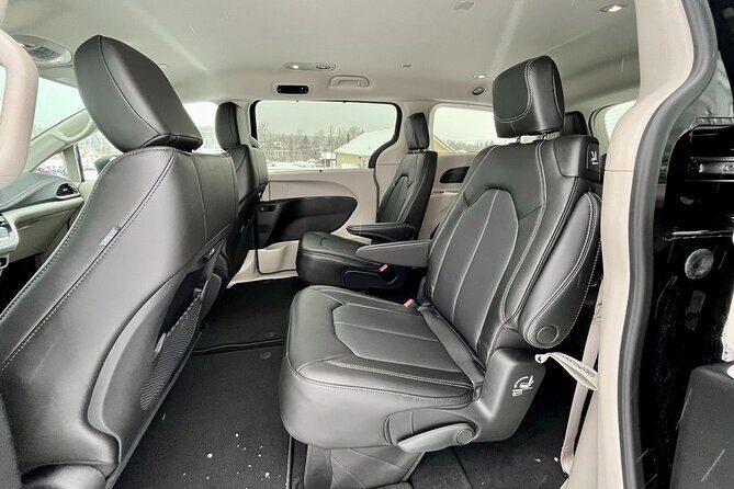 Québec Jean Lesage International Airport transfer to Club Med - Meeting Points and Convenience