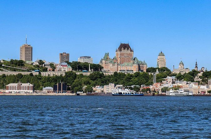 Quebec Private Guided Walking Tour with a Professional - FAQ
