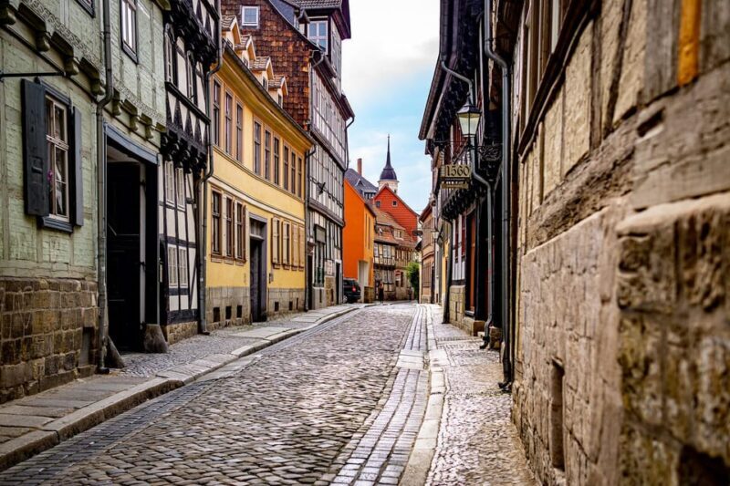 Quedlinburg: Guided City Walk - Highlights tour (private) - Key Points