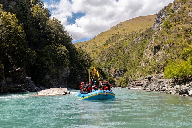 Queenstown Kawarau River Whitewater Rafting - An In-Depth Look at the Queenstown Kawarau River Whitewater Rafting Tour
