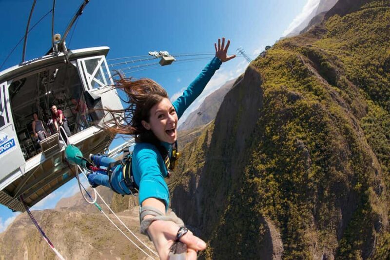 Queenstown: Nevis Bungy & Swing Combo - The Transportation and Group Size