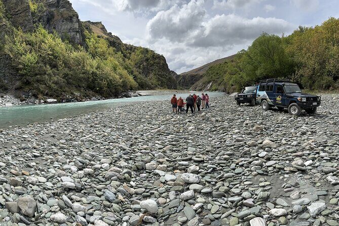 Queenstown: Private 4WD Adventure (4 hrs)  Choose Your Route - Who Will Love This Tour?