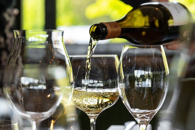 Queenstown Progressive Dinner & Wine Tour | 3 Stunning Locations - Second Stop: Swiftsure in Arrowtown