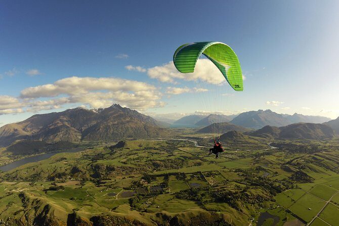 Queenstown Tandem Paragliding from Coronet Peak - An Honest Look at the Queenstown Tandem Paragliding Tour