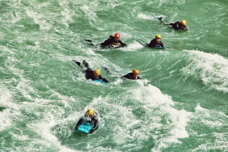 Queenstown: White Water Surfing Along the Kawarau River - An In-Depth Look at the Queenstown White Water Surfing Tour