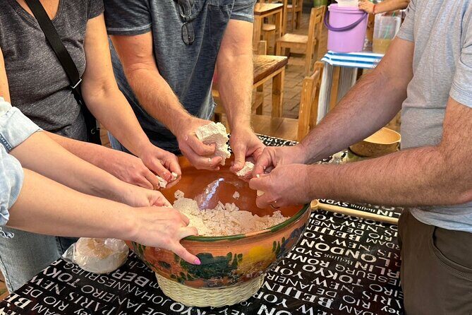 Quesillo and Organic Fresh Cheese only in Oaxaca! - Authenticity and Local Touch