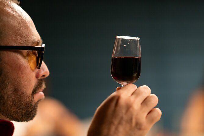 Queso y Vino: (Wine and cheese tasting) - A Closer Look at the Experience