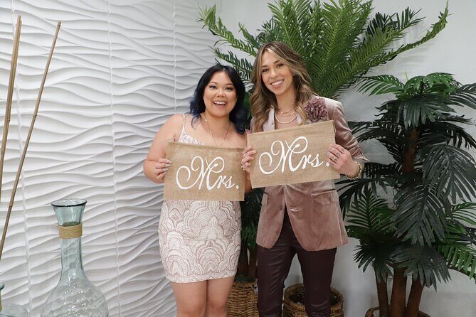 Quickie Sign and Go Wedding at Hawaiian Wedding Chapel - The Location and Meeting Point
