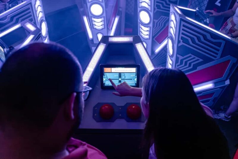 QuizBoxing: Interactive TV show style quiz game experience - What to Expect from QuizBoxing: A Deep Dive into the Experience