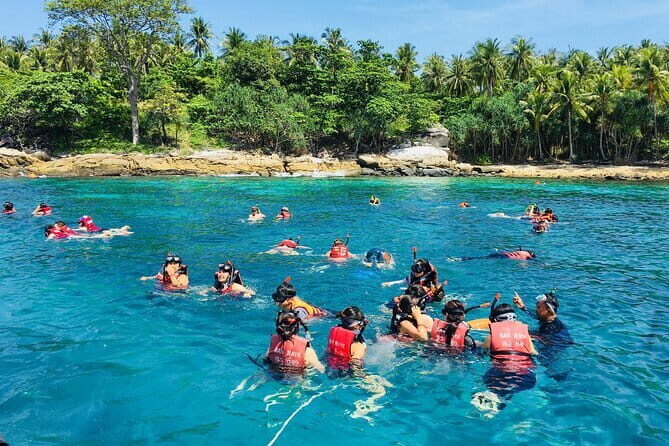 Racha and Coral Islands Scuba Tour by Speedboat from Phuket - What Sets This Tour Apart