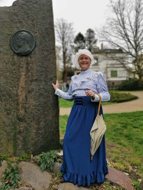 Radebeul: Experience tour "Allow me to introduce myself, Mrs. May!" - Key Points