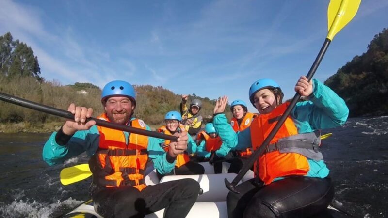 RADICAL ADVENTURE IN MELGAÇO: RAFTING ON THE MINHO RIVER - An In-Depth Look at the Rafting Experience