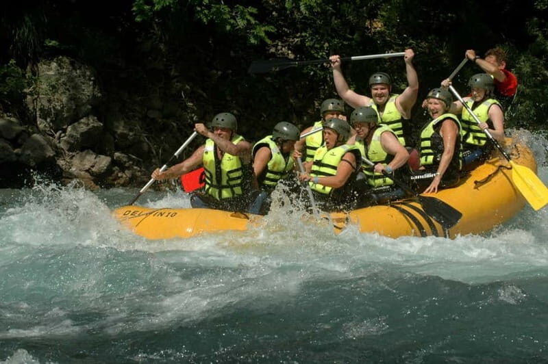 RAFTING Experience the adrenaline rush! - The Experience in Detail