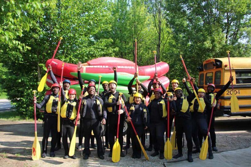 Rafting in Quebec City: A half-day of adventure and thrills! - Group Size and Atmosphere