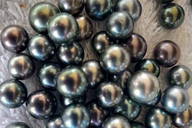 Raiatea-Beautiful Black Pearl of Tahiti and the Vanilla of Tahaa - Key Points