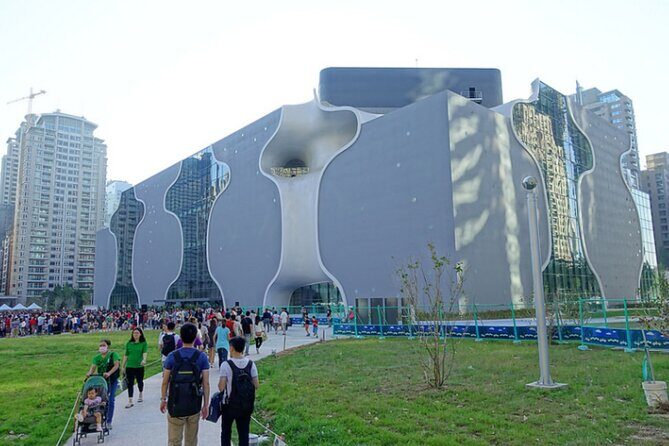 Rainbow Village, Gaomei Wetland and Wuqi Cultural Branch Day Tour - Key Points