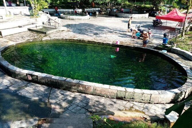 Rainforest-Cascading Waterfall, Batu Cave,Hotspring(Private Tour) - Who Should Consider This Tour?
