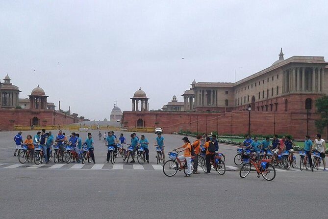 Raj Tour- New Delhi Cycle Tour - Exploring Delhi on Two Wheels: A Review of the Raj Tour- New Delhi Cycle Tour