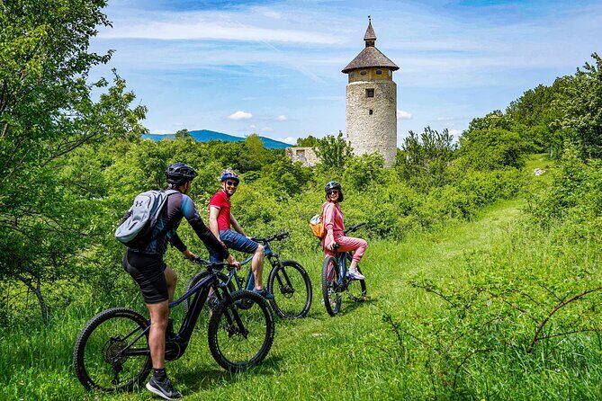 Rakovica Private Countryside Bike Tour with Barac Caves - Key Points