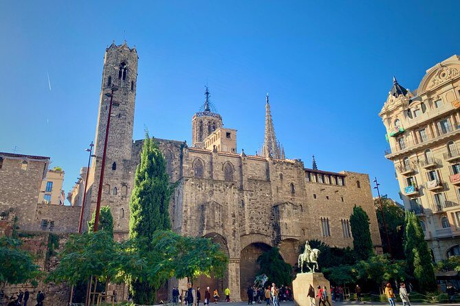 Ramblas, Old Town, Gothic and Gaudi Architecture Walking Tour - FAQs