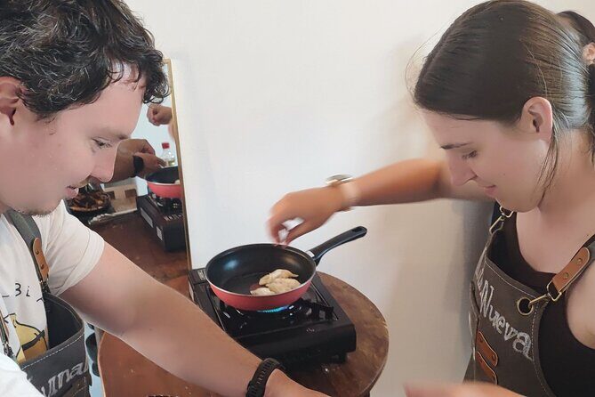 Ramen Cooking Class in Tokyo with Pro Ramen Chef/Vegan possible - Group Size and Atmosphere
