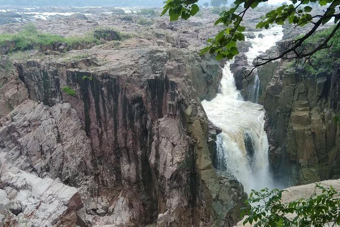 Raneh Waterfalls and Tantalizing Khajuraho Temples Tour - Key Points