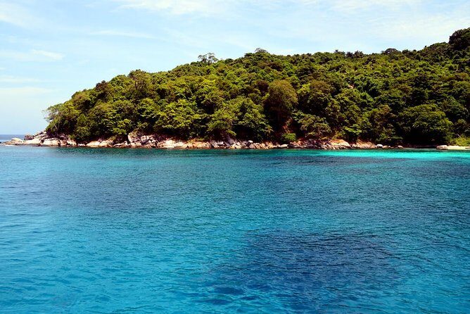 Raya & Coral Islands + Parasailing Tour by Speed Boat with Lunch - Final Thoughts