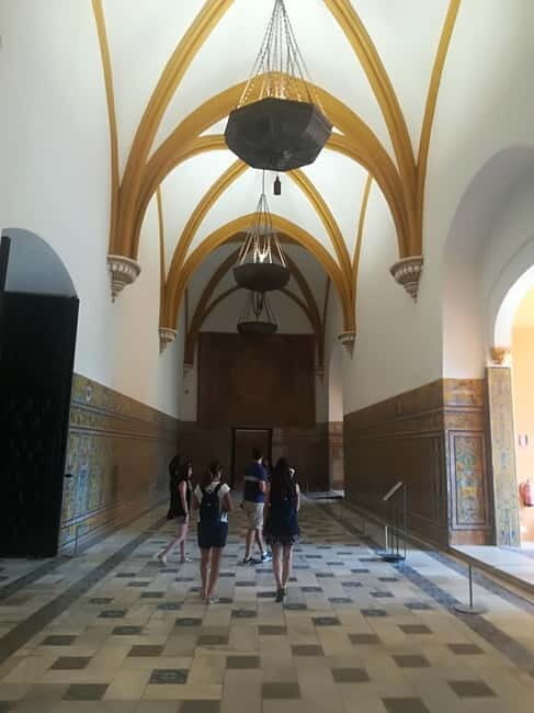 Real Alcázar of Seville Tiny Group Tour - The Experience in Detail