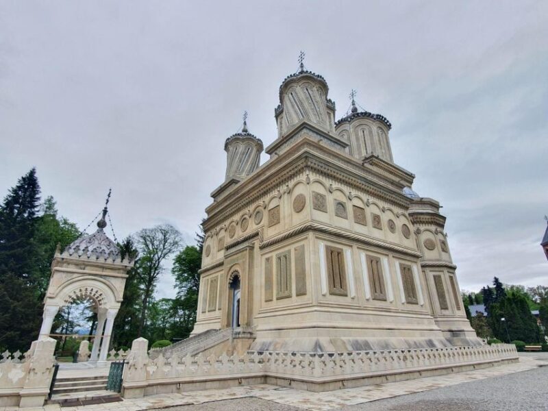 Real Dracula Princely Court and Real Dracula's Fortress - The Experience of a Private Guided Tour