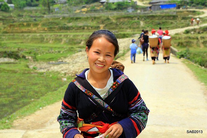 Red Dao village trek and Herbal bath - Authentic Experiences and Cultural Insight