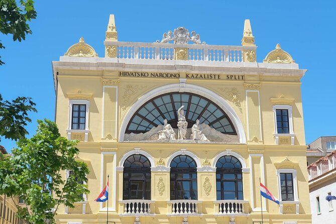 Red Line: Split Panoramic Tour with Sightseeing Bus - FAQ