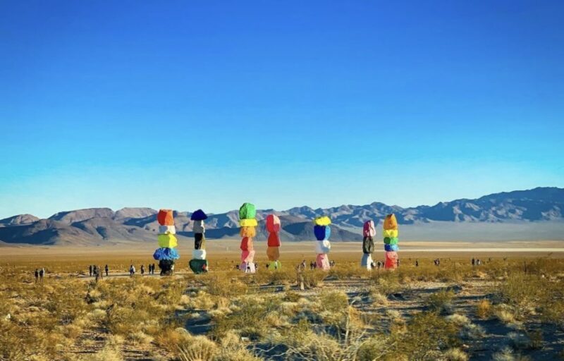 Red Rock Canyon Sign& Seven Magic Mountains Tour - Key Points