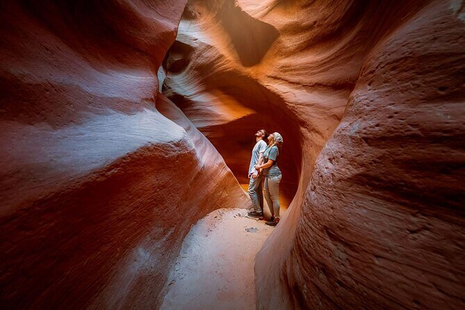 Red Rock Slot Canyon - What to Expect From the Red Rock Slot Canyon Tour