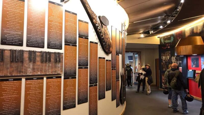 Red Rocks Amphitheatre Walking Tour: Nature, Music & Legends - Starting Point: Red Rocks Visitor Center