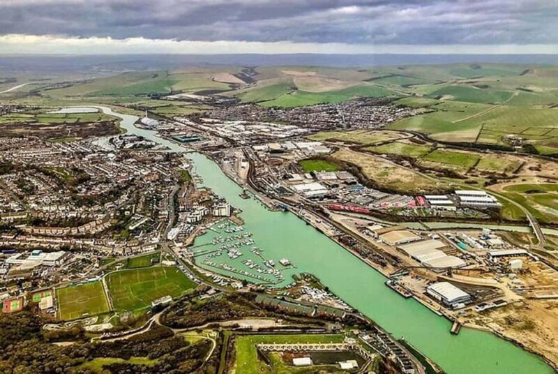 Redhill: 1-Hour South Coast Helicopter Tour for 3 People - Who Will Love This Tour?