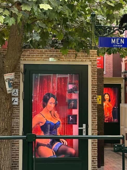 REDKULT: Red Light District & Historical City Center - Key Points